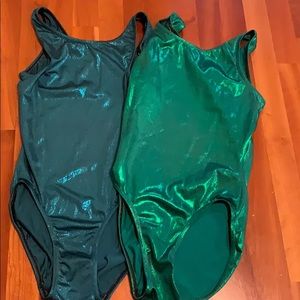 2 leotards